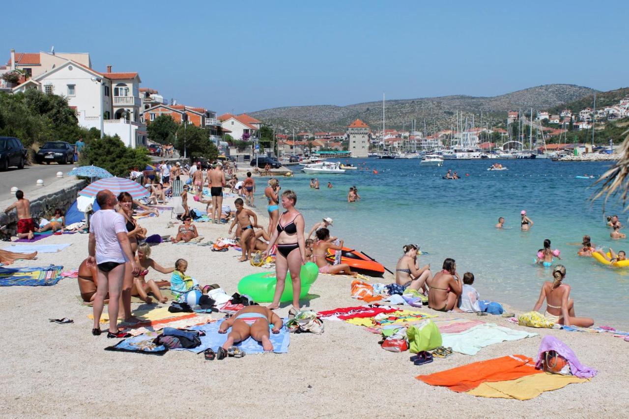 Apartments With A Parking Space Marina, Trogir - 11554 Extérieur photo